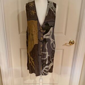 Abstract Patterned Sleeveless Tunic Vest